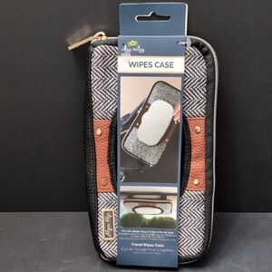 NWT,Itsy Ritzy To Travel Wipes Case,Coffee And Cream Pattern.